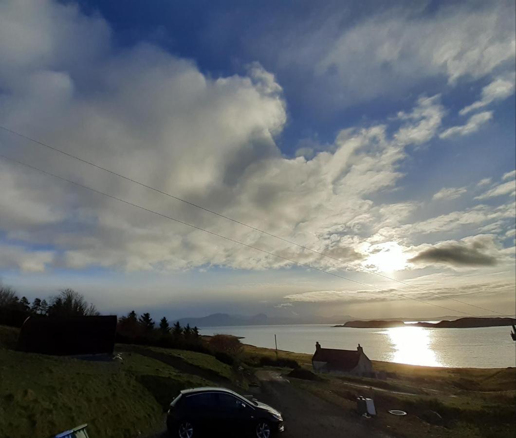 The Sleepy Crofter Glamping - Achiltibuie Hotel Exterior photo