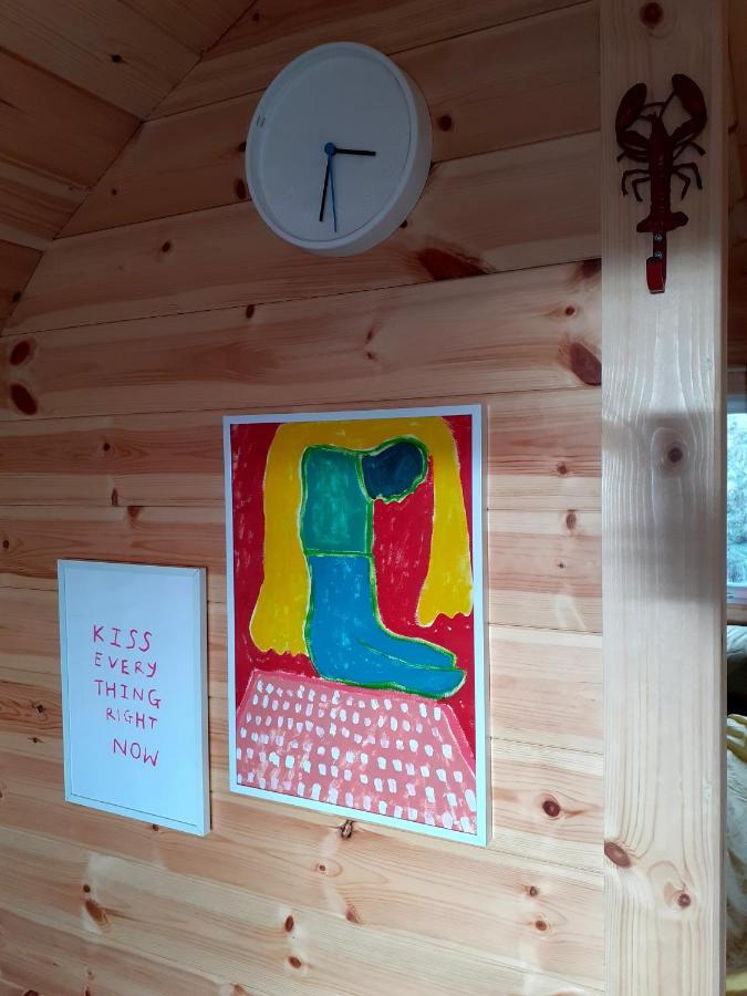 The Sleepy Crofter Glamping - Achiltibuie Hotel Exterior photo