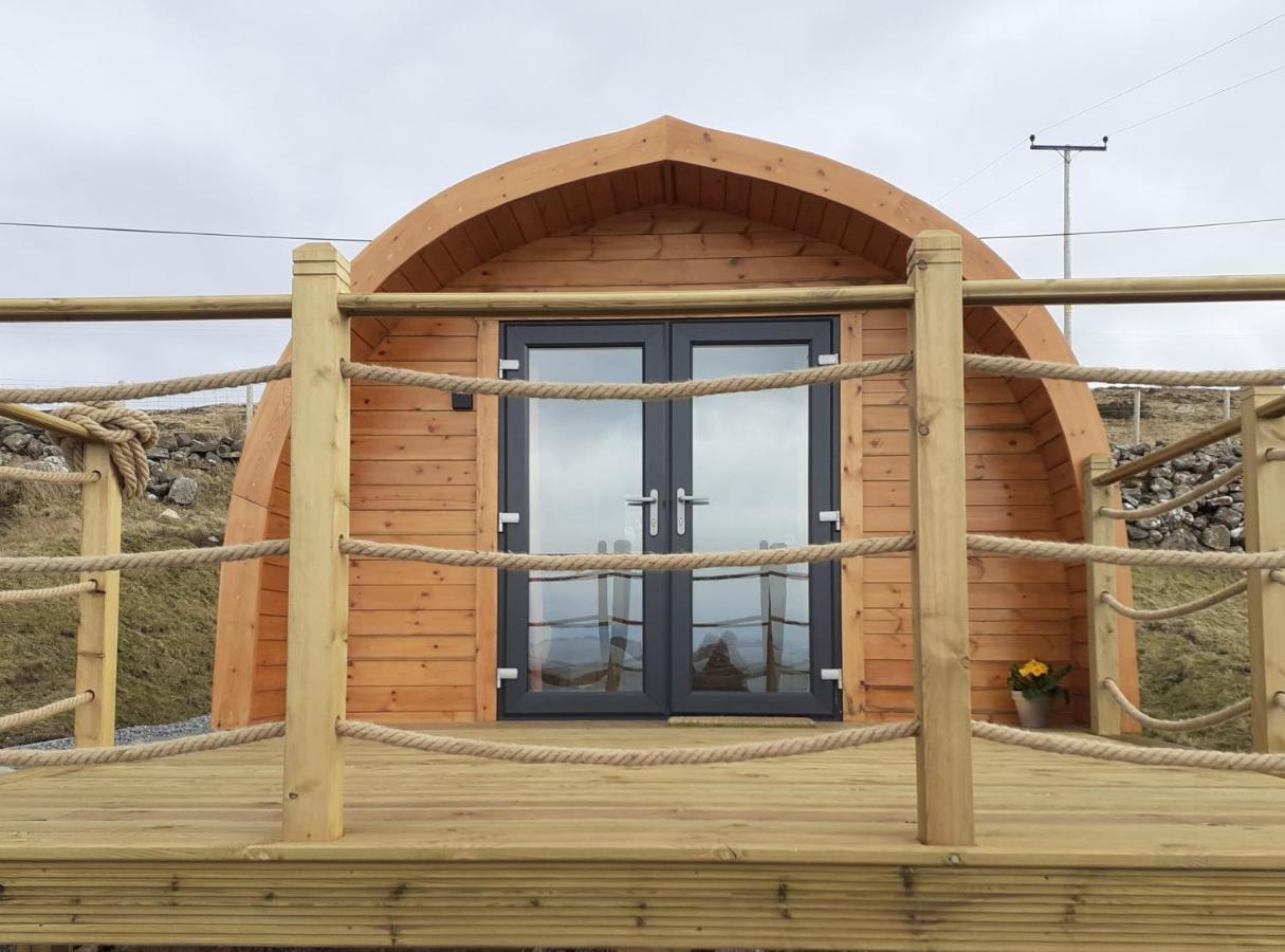 The Sleepy Crofter Glamping - Achiltibuie Hotel Exterior photo
